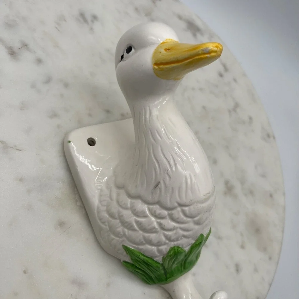 Vintage White Ceramic Duck Head Yellow Beak‎ Towel Holder Wall Mount Hanger